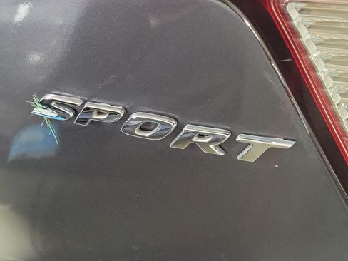 Used 2022 Honda HR-V Sport image 6