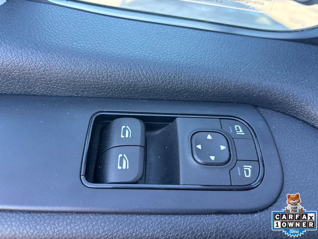 Used 2024 Mercedes-Benz Sprinter 2500 image 18