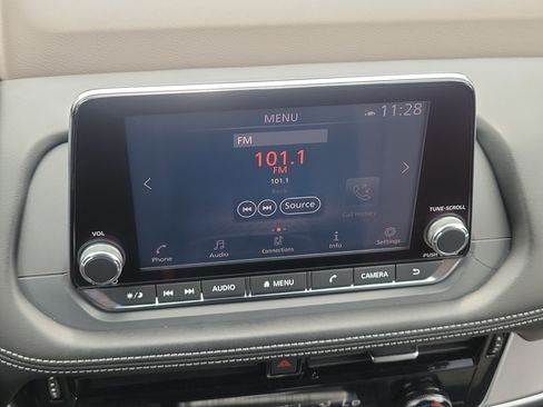 Certified 2021 Nissan Rogue SV FWD image 26
