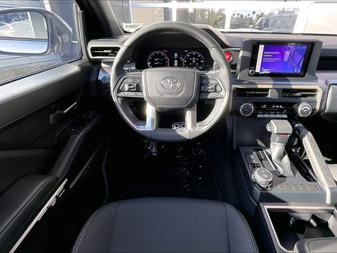 Used 2026 Toyota Tacoma TRD Sport AWD/4WD image 5