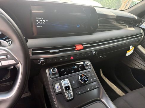 Certified 2025 Hyundai Palisade Calligraphy AWD/4WD image 29