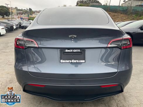 Used 2023 Tesla Model Y Long Range AWD/4WD image 4