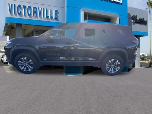 Used 2026 Chevrolet Equinox LT FWD image 8
