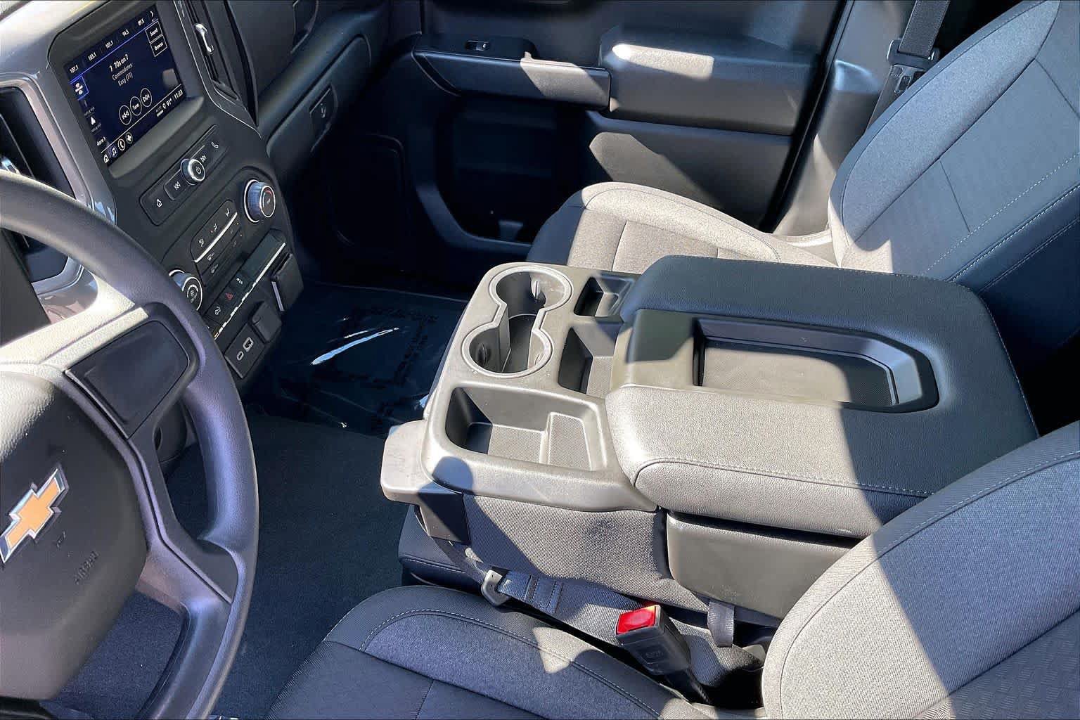 Used 2024 Chevrolet Silverado 1500 Custom AWD/4WD image 17