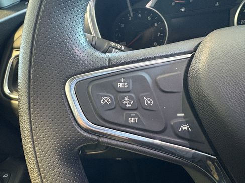 Used 2020 Chevrolet Equinox LT image 12