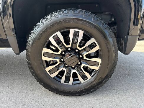 Used 2025 GMC Sierra 2500 Denali Ultimate w/ Max Trailering Package AWD/4WD image 26