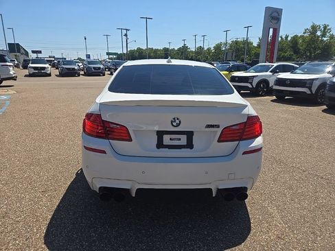 Used 2014 BMW M5 RWD image 6