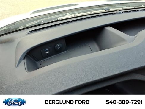 New 2025 Ford Transit 250 148 High Roof AWD image 18