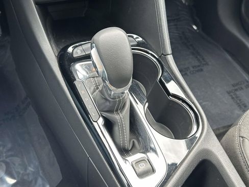 Used 2024 Buick Encore GX Preferred image 29