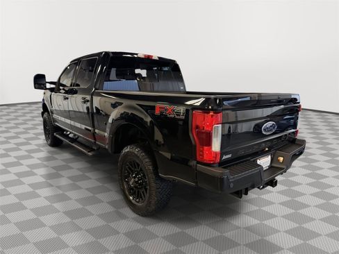 Used 2019 Ford F350 Lariat w/ Lariat Ultimate Package image 9