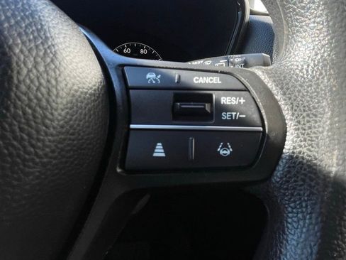 Used 2023 Honda CR-V LX image 14