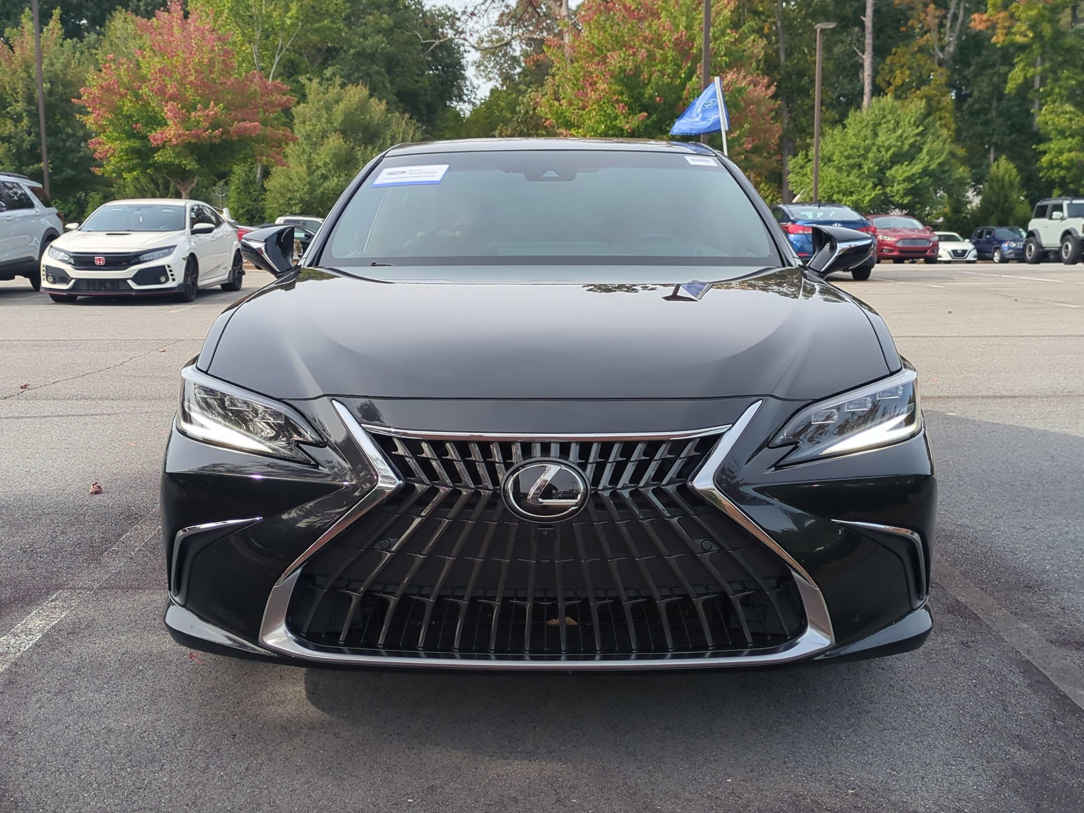 Used 2024 Lexus ES 350 Ultra Luxury w/ Accessory Package (Z2) FWD image 7