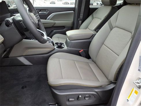 New 2026 Chevrolet Colorado ZR2 w/ Technology Package image 5