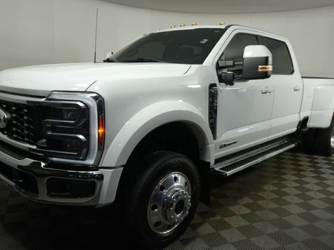 Certified 2023 Ford F450 Lariat image 7