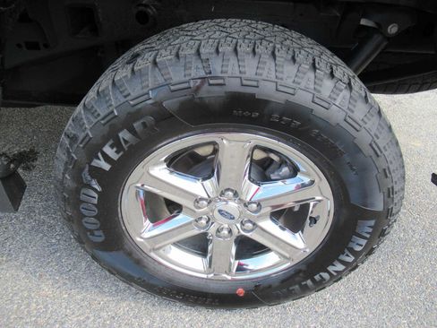 Used 2025 Ford F150 XLT w/ Equipment Group 301A Standard image 9