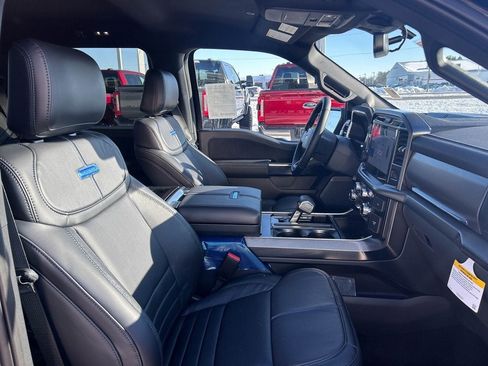 New 2025 Ford F150 Platinum image 19