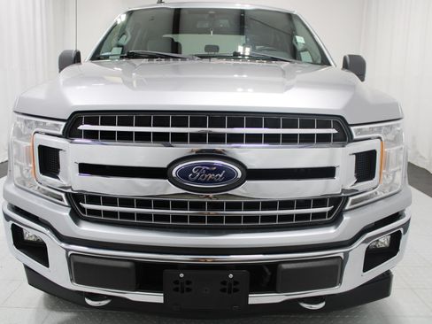 Used 2020 Ford F150 XLT w/ Equipment Group 302A Luxury AWD/4WD image 3