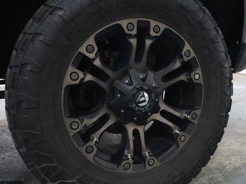 Used 2024 Chevrolet Silverado 3500 LT w/ All Star Edition AWD/4WD image 31