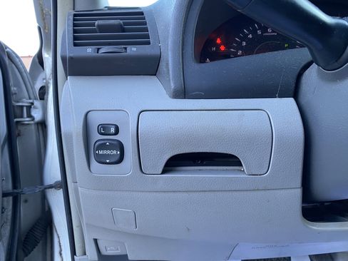 Used 2008 Toyota Camry LE image 7