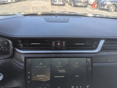 Used 2023 Jaguar F-PACE S image 21