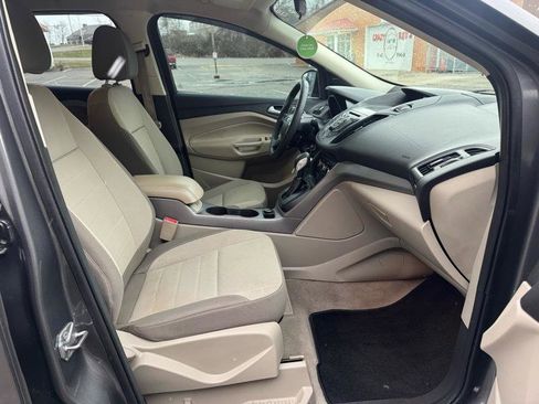 Used 2014 Ford Escape SE image 9