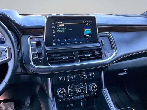 Used 2024 Chevrolet Tahoe Premier w/ Premium Package AWD/4WD image 9