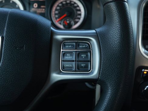 Used 2024 RAM 1500 Classic SLT image 14