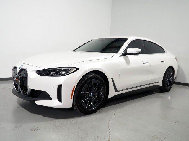 Used 2023 BMW i4 eDrive35 w/ Premium Package RWD image 10