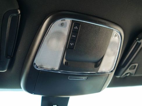 Used 2022 Dodge Charger SXT w/ Leather Interior Group image 29