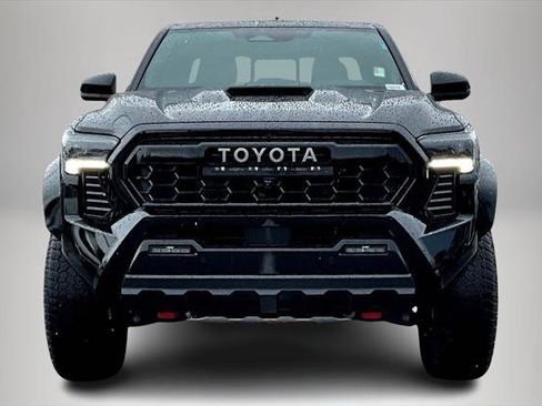 Certified 2025 Toyota Tacoma TRD Pro image 3
