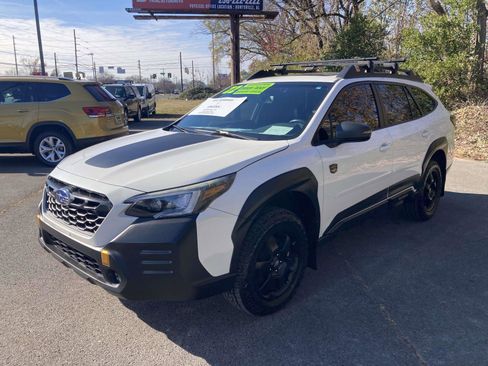 Used 2022 Subaru Outback Wilderness w/ Wilderness Package image 10