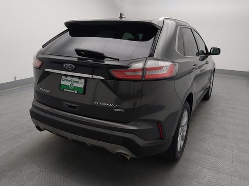 Used 2019 Ford Edge Titanium AWD/4WD image 7
