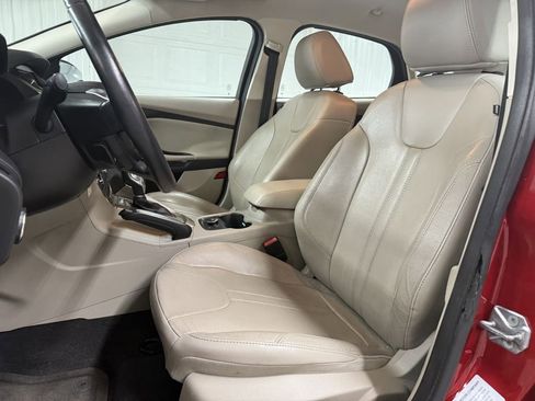 Used 2012 Ford Focus SEL image 10