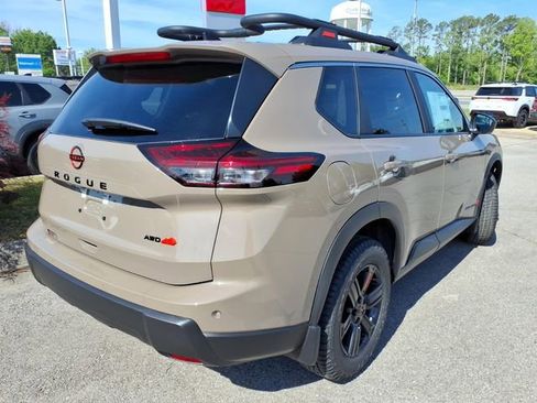 New 2026 Nissan Rogue SV AWD/4WD image 3