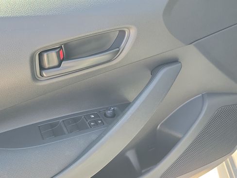 Used 2024 Toyota Corolla LE FWD image 24