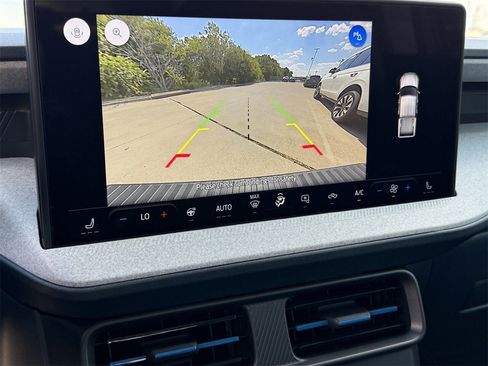 New 2025 Ford Maverick XLT w/ XLT Luxury Package image 40