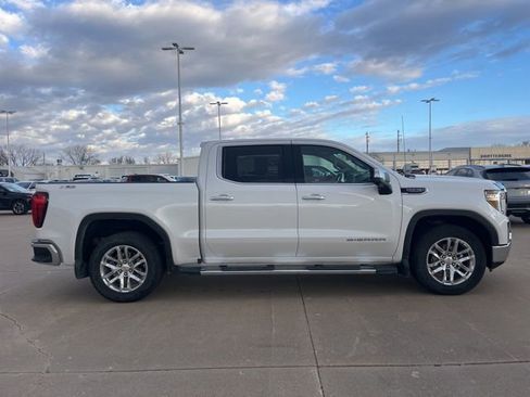 Used 2022 GMC Sierra 1500 SLT w/ SLT Premium Plus Package image 2