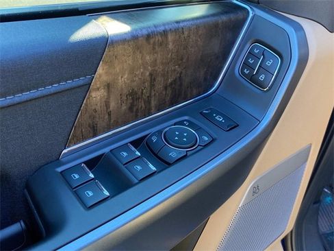 Used 2026 Ford F450 Lariat w/ Chrome Package image 13