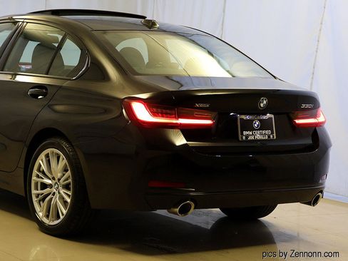 Used 2023 BMW 330i xDrive Sedan w/ Convenience Package AWD/4WD image 8