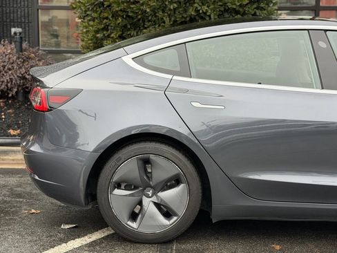 Used 2019 Tesla Model 3 Long Range image 22