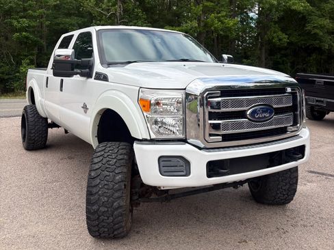 Used 2015 Ford F250 XL w/ Power Equipment Group AWD/4WD image 45