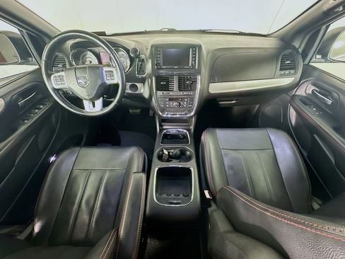 Used 2019 Dodge Grand Caravan GT image 10