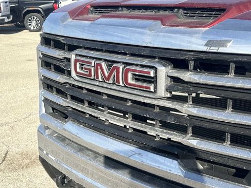 New 2026 GMC Sierra 2500 SLT image 30