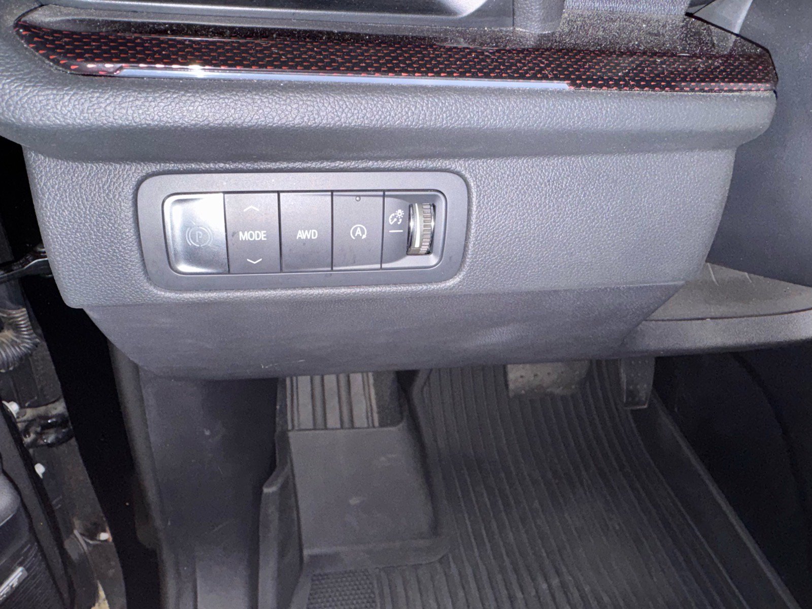 Used 2024 Chevrolet Traverse Z71 w/ Enhanced Driving Package AWD/4WD image 20