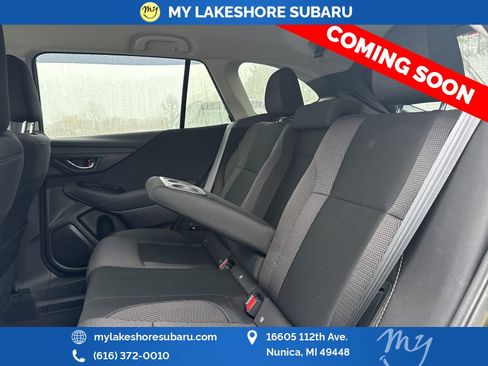 Used 2025 Subaru Outback Premium image 13