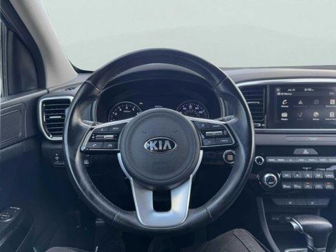 Used 2021 Kia Sportage EX FWD image 27