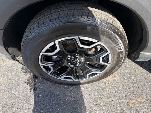 Used 2025 Ford Bronco Sport Outer Banks w/ Outer Banks Tech Package+ image 26