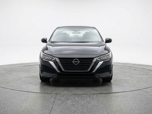 Used 2025 Nissan Sentra S FWD image 2