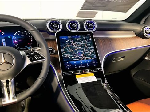 New 2026 Mercedes-Benz GLC 300 4MATIC image 8