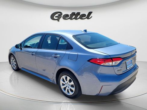 Used 2023 Toyota Corolla LE image 6